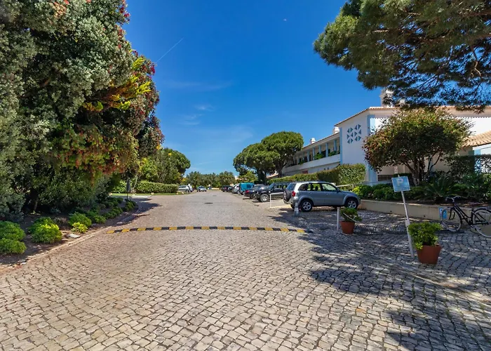 Villa Cascais, Bicuda *