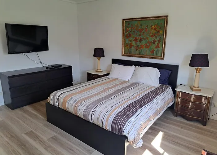 Vila Cascais, Bicuda *