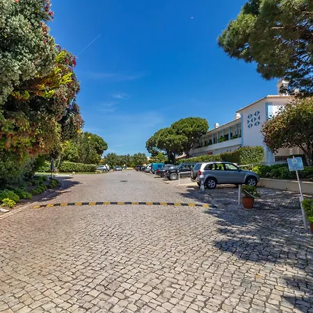 Βίλα Cascais, Bicuda *